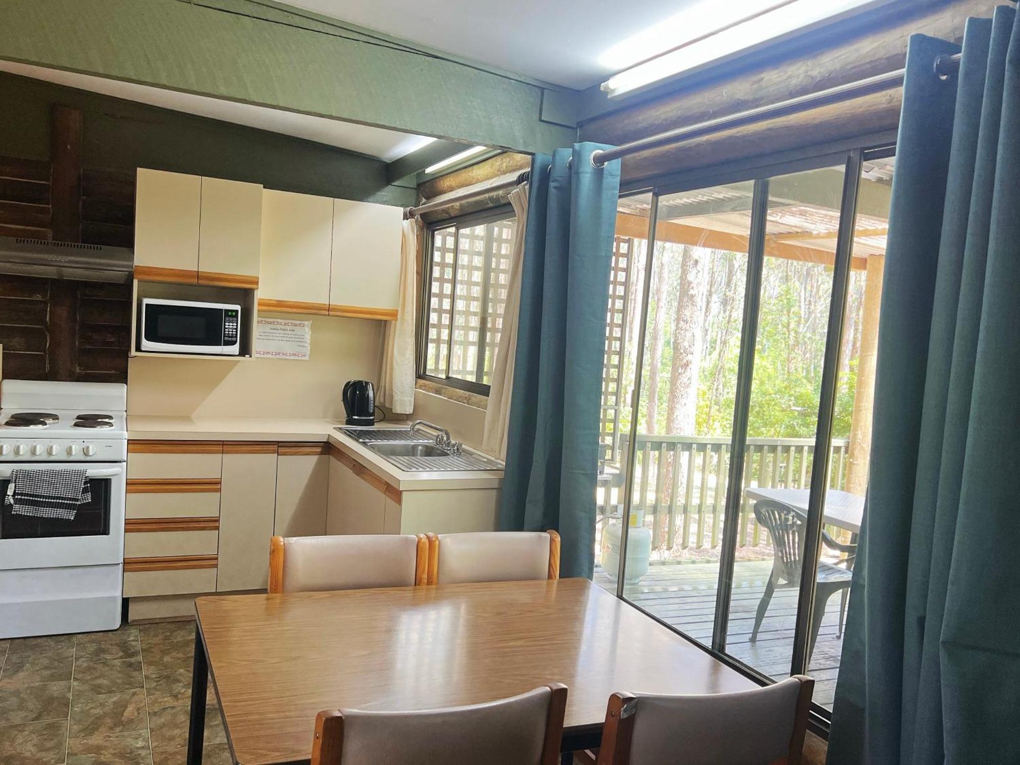 Lakes Entrance Log Cabins Екстер'єр фото