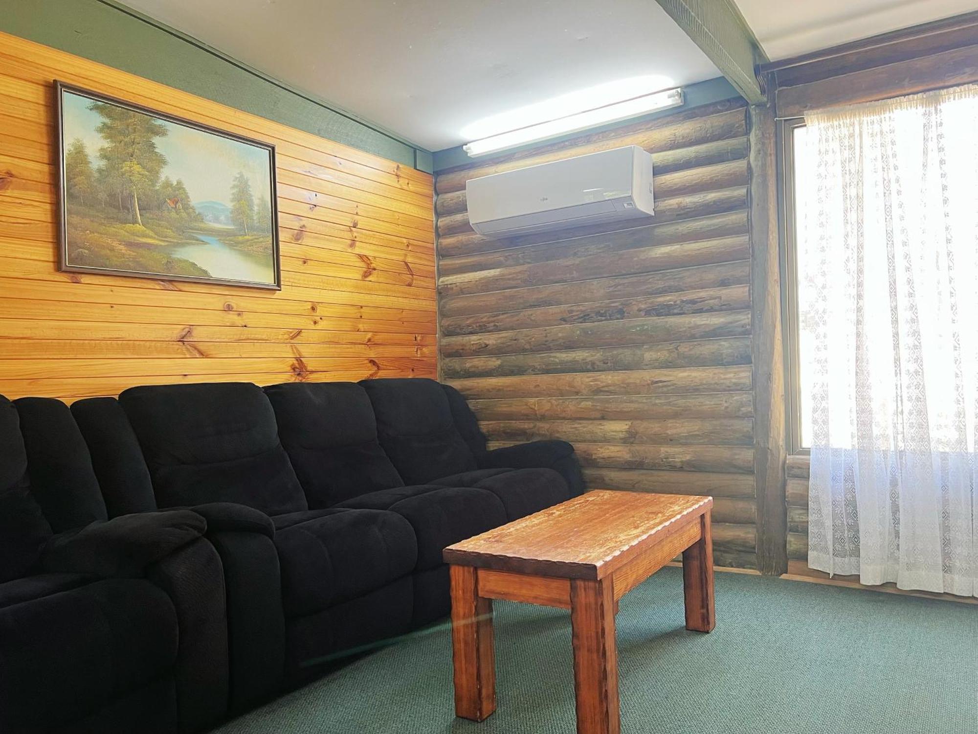 Lakes Entrance Log Cabins Екстер'єр фото